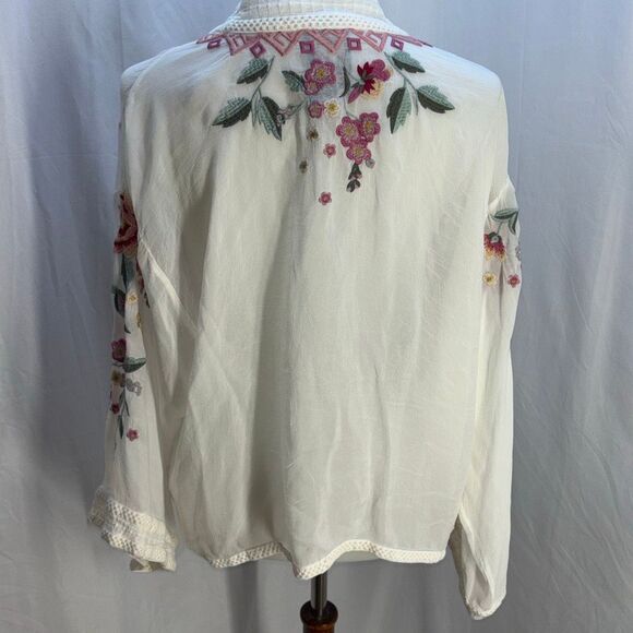 Johnny Was Aurora Kimono white embroidered tassels Sz L EX cond boho - Picture 7 of 10